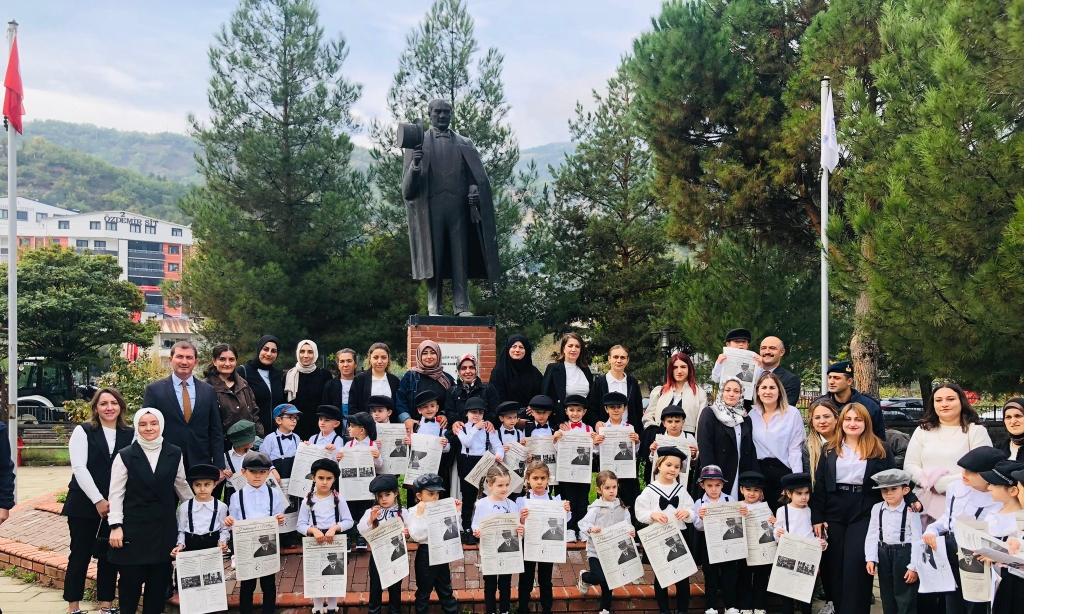 29 EKİM CUMHURİYET BAYRAMI COŞKUSU ATATÜRK İLKOKULU ÖĞRENCİLERİYLE YAŞANDI